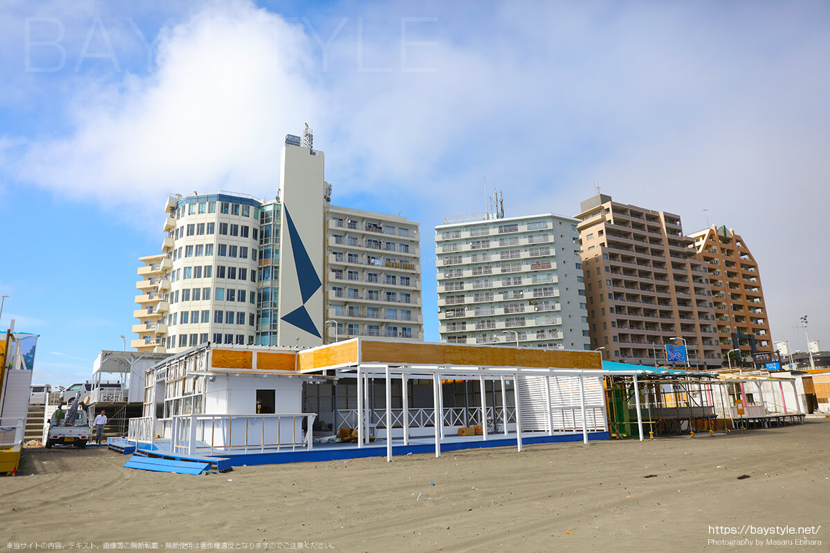 Sky Dream Beache Lounge（スカイドリームビーチラウンジ）、片瀬東浜海水浴場の海の家