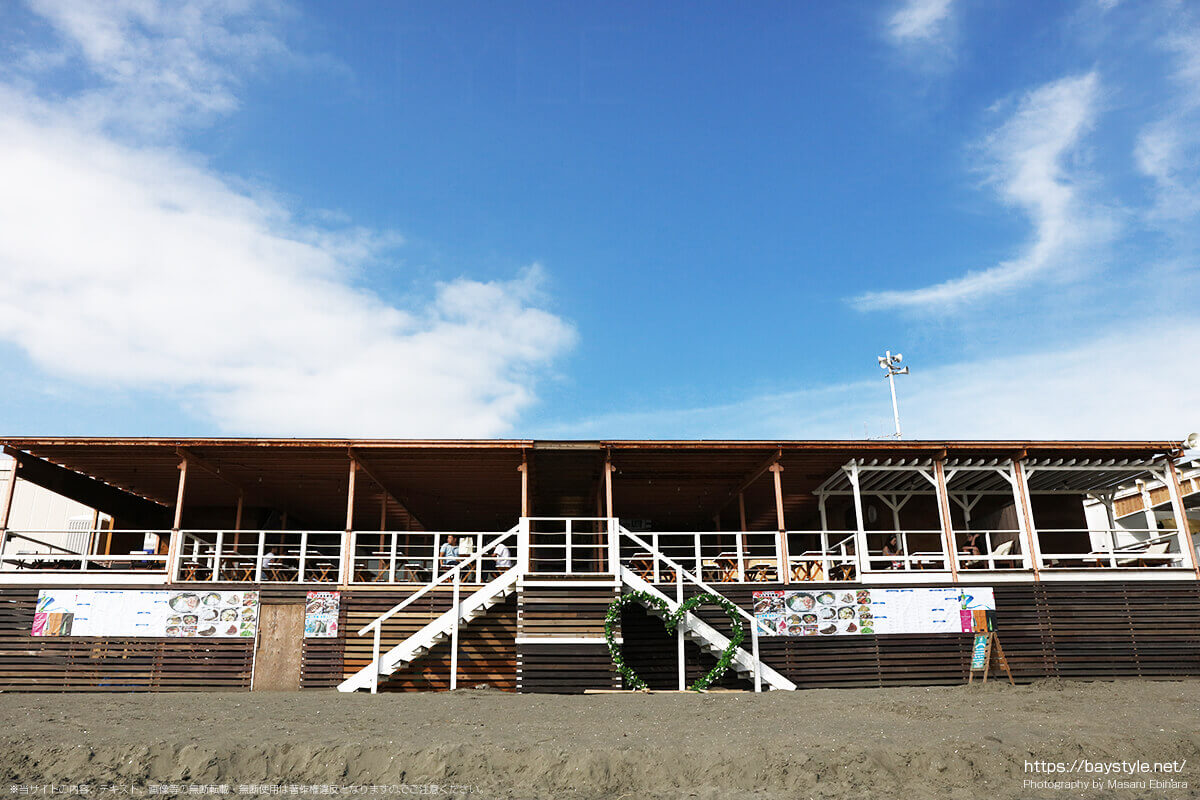 Beach House AJITO（ビーチハウスアジト）、片瀬西浜海水浴場の海の家