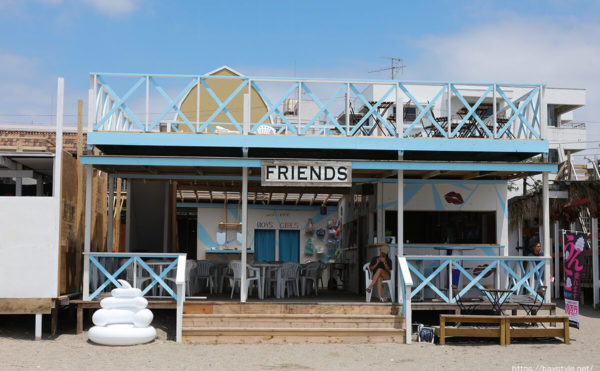 FRIENDS（フレンズ）、逗子海水浴場の海の家