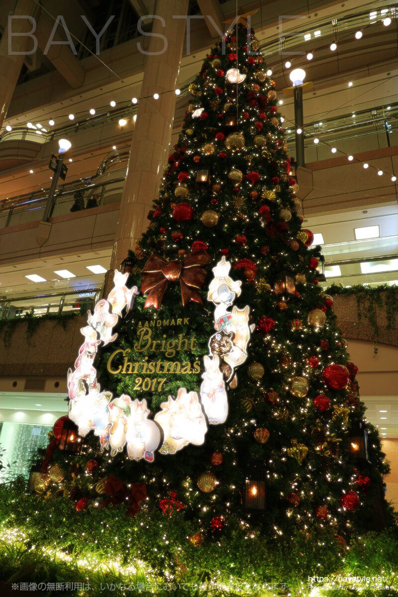 ランドマークタワーのクリスマスツリー