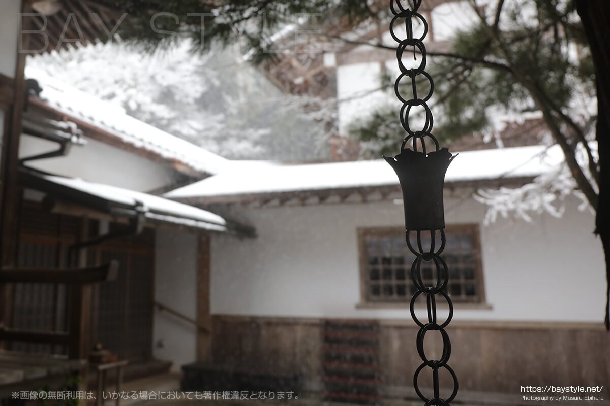冬の覚園寺