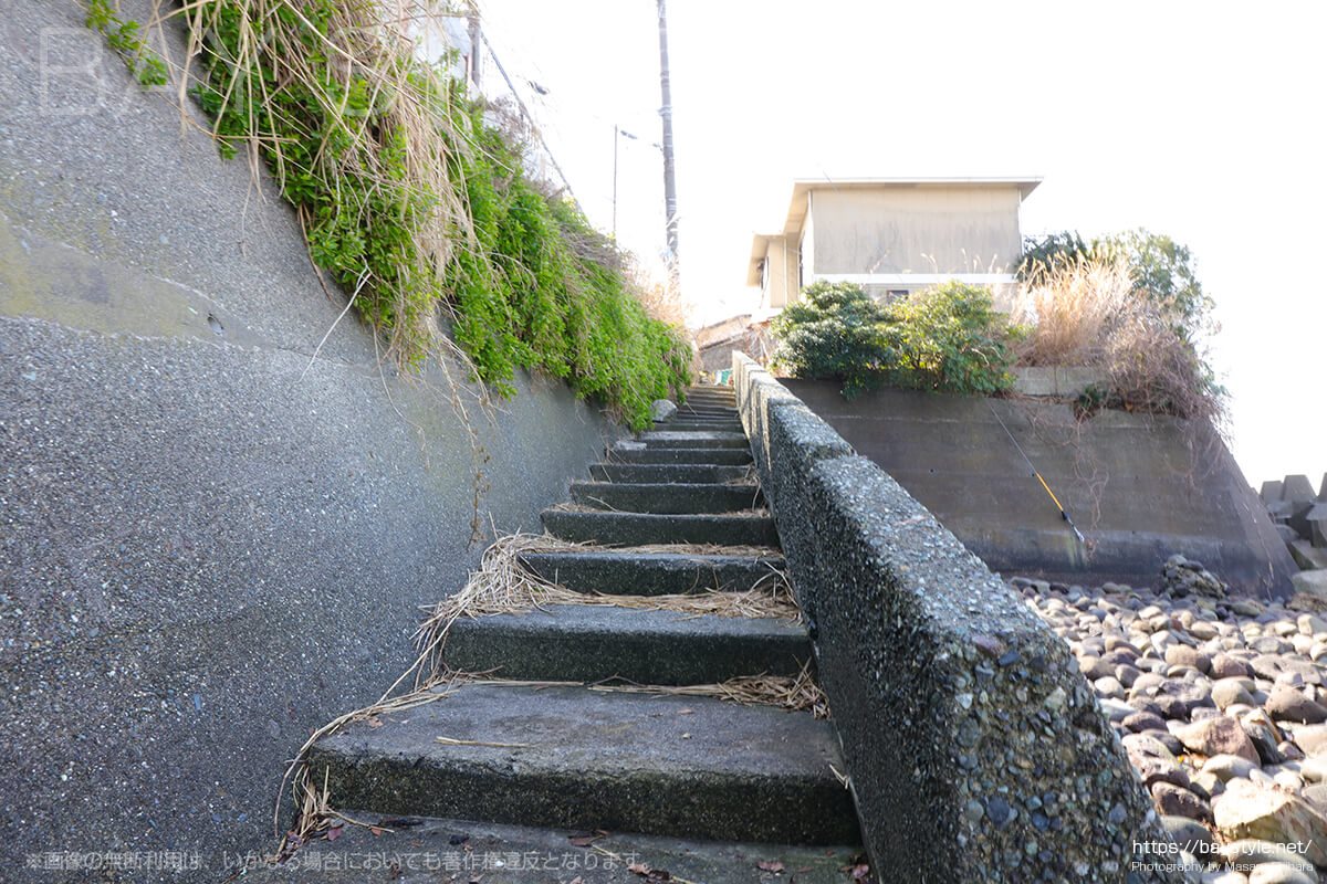 和賀江島の横の階段