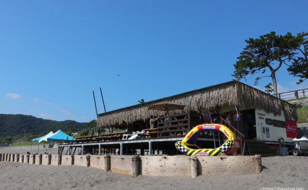 TST Hayama（ティーエスティーハヤマ）、大浜海岸海水浴場の海の家