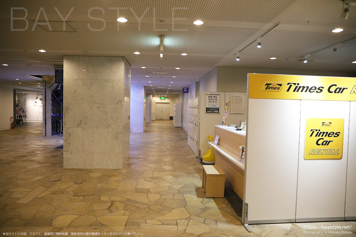 新横浜プリンスホテル内地下1階のコインロッカー